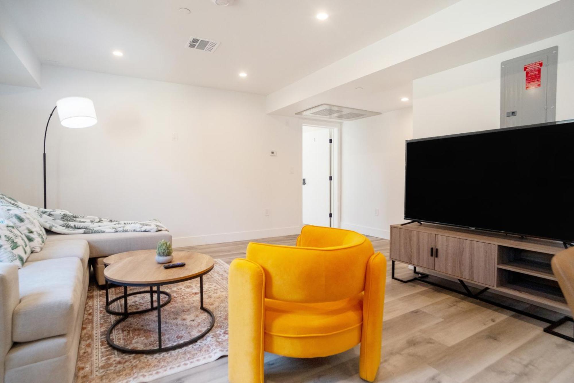 Gasthof Chic & Comfortable Space Near Downtown La & Usc